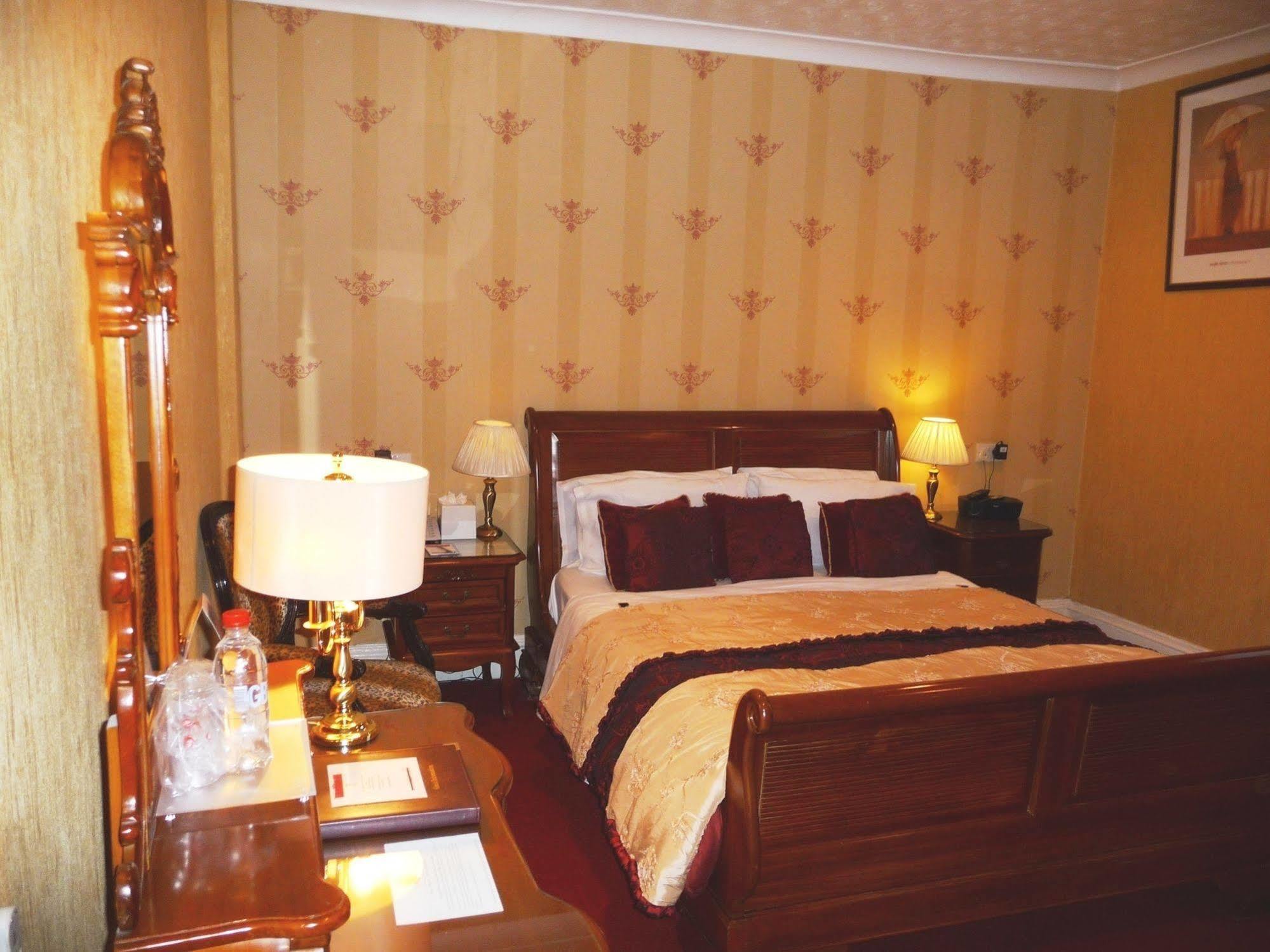 เลนส์ฟิลด์ โฮเต็ล แอนด์ บูติกเวลเนส สปา Hotel เคมบริดจ์ ภายนอก รูปภาพ